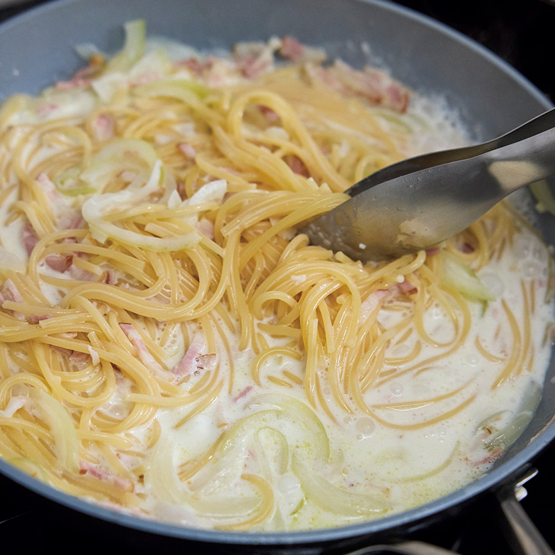 汁気がなくなるまで炒める