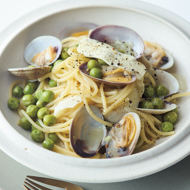 「あさりと新玉ねぎ、グリーンピースのパスタ」