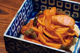 《名店のまかないレシピ》新規予約が取れない完全予約制の人気店店主が教える「ナポリタン」