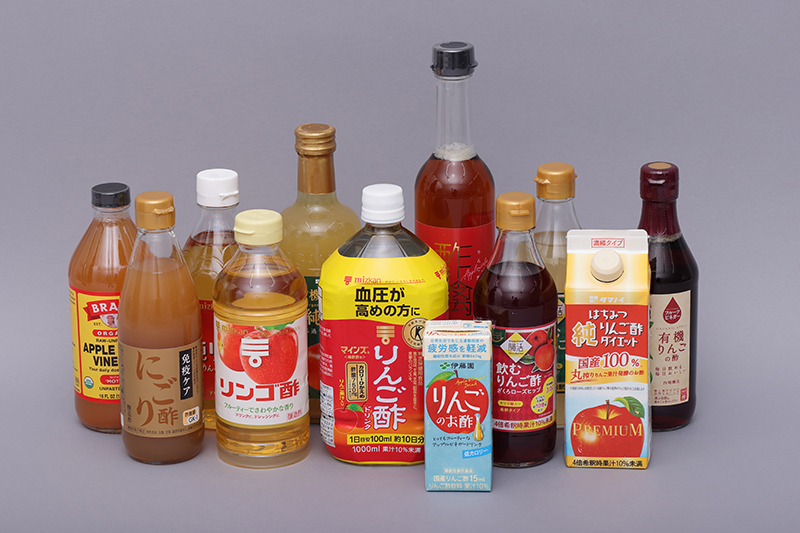 いつもの生活にりんご酢をプラスするだけでダイエット効果が期待（撮影／浅野 剛）