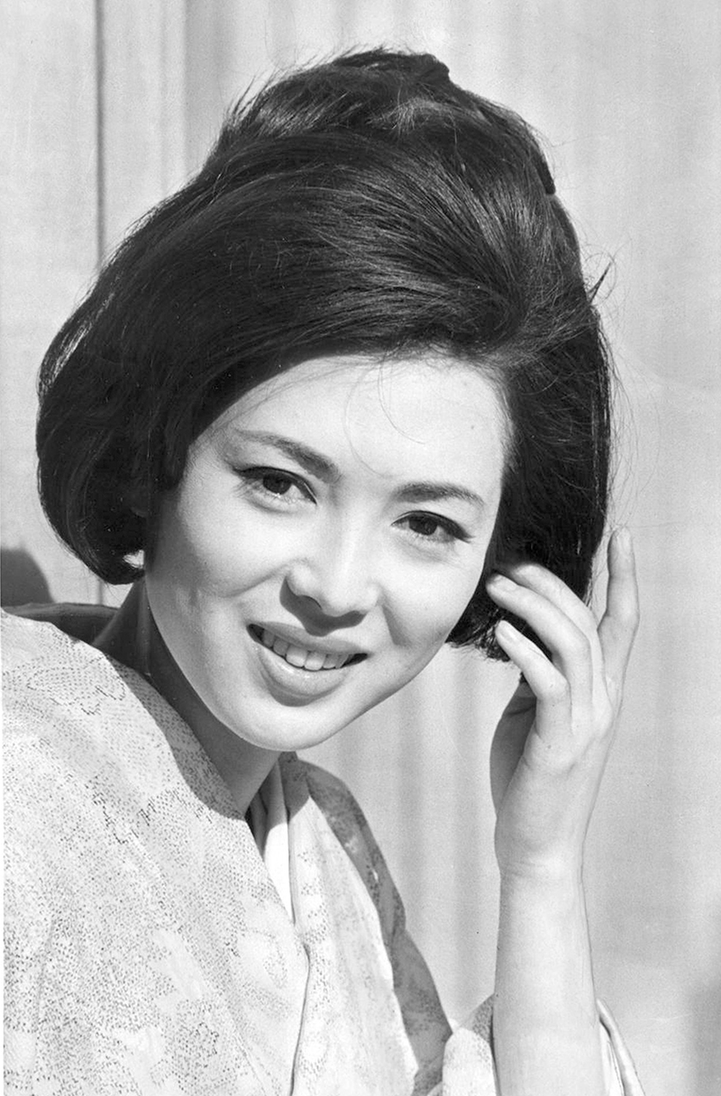 鶴田とのロマンスが明らかになっている佐久間良子