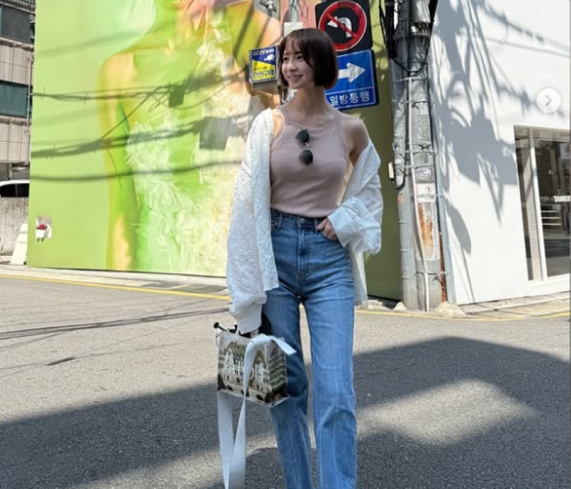 再婚にかつてのメンバーも喜んでいる（篠田のInstagramより）