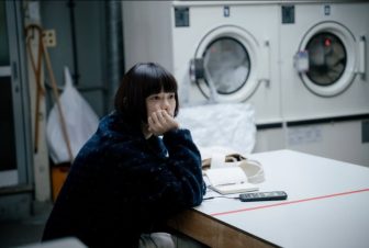 《サブカル系魔性女》杉咲花の「古着フリース」がメルカリで高騰!視聴率3％台「異色の恋愛ドラマ…