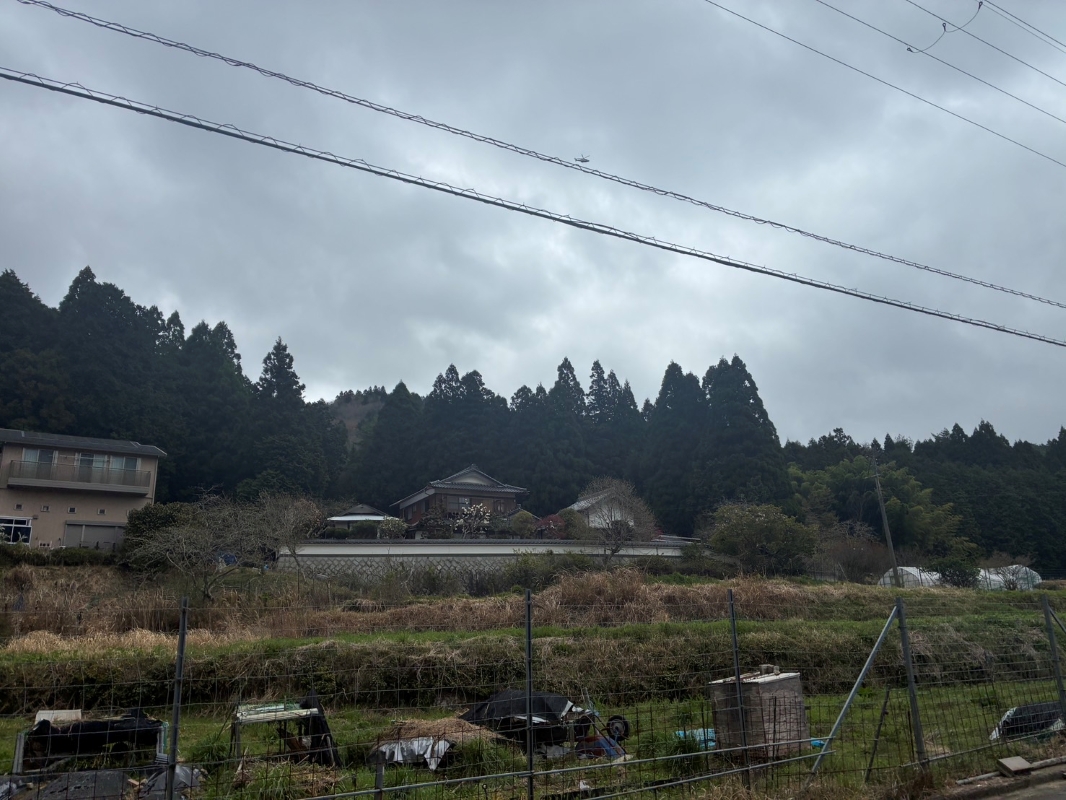 家宅捜索が入った安達家の自宅