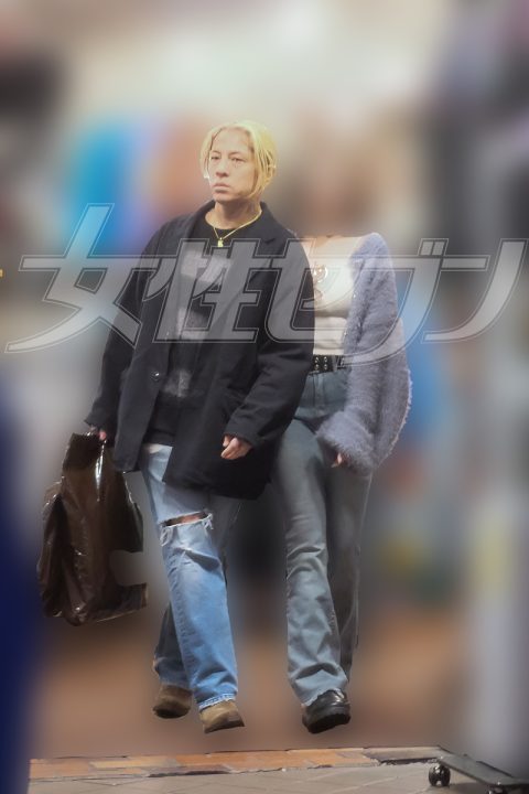 買い物を終えた降谷（2026年4月）