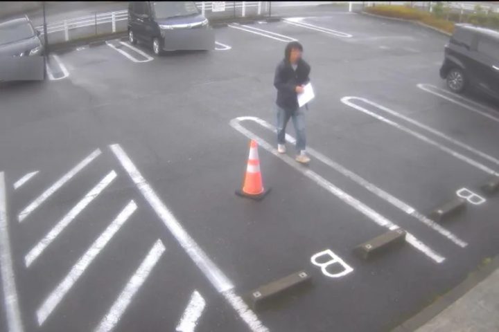 防犯カメラの映像（読者提供）