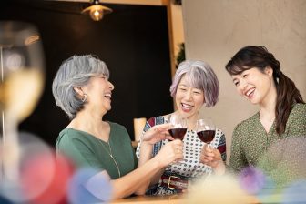 《後悔しない最期のために「60才ではじめること」「70才でやめること」》60才から意識したい“貯筋…