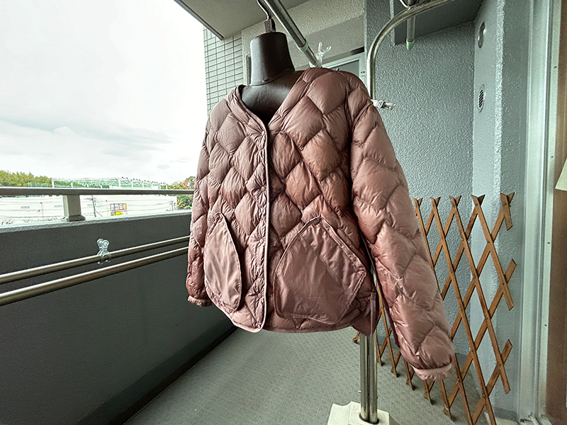 裏返したまま干してできるだけ触らない