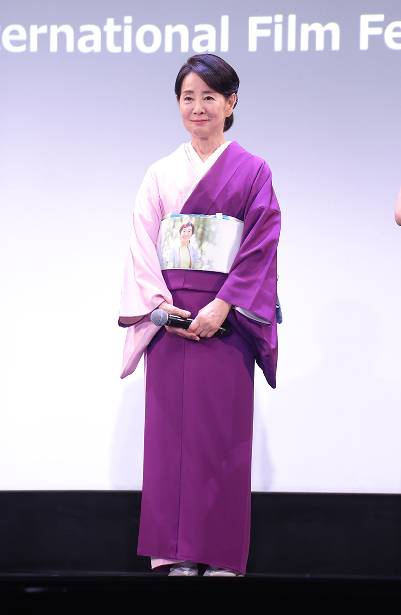 着物姿の吉永小百合