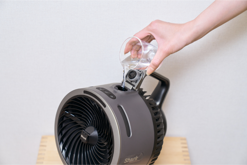 水を入れるドライミスト用タンクは本体と一体型