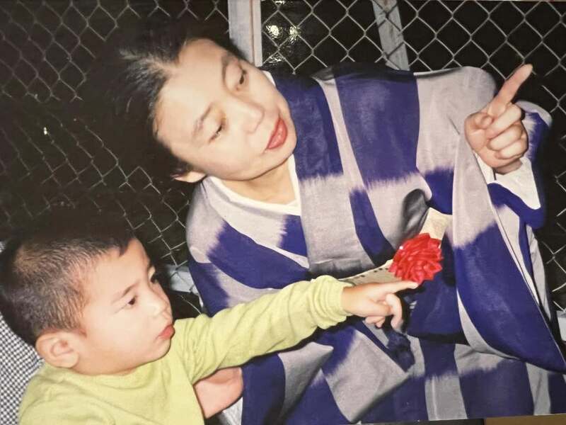 樹木さんと幼少期のUTA（UTAのインスタグラムより）