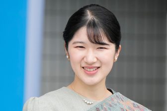 愛子さま、11月にシンガポールをご訪問　美智子さまは「私と愛子は感性が似ている」…皇室に受け継…