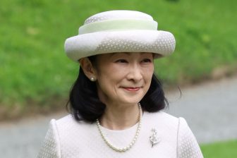 《タイの織物を意識か》紀子さま「ピンクのワンピース」で示された「アジアンテイストの新境地」…