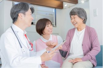 《医師が指摘》健康診断・人間ドックが“当たり前”になっている風潮への危惧　がん検査には「過剰…