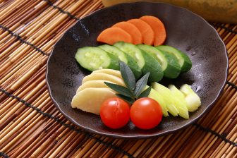 《健康腸寿を目指す》名医と食のプロが教える「腸の機能回復」に役立つ食べ物と習慣　ぬか漬けは…