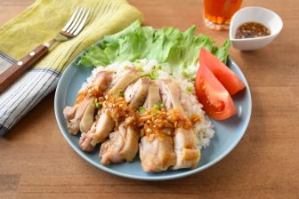 【簡単なのに絶品！鶏もも肉でカオマンガイ】楠さんちのホットクックレシピ Vol.49