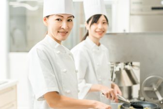 《NHKドラマ化『ムショラン三ツ星』が話題》オバ記者が明かす“クサくないメシ”を作る管理栄養士の…