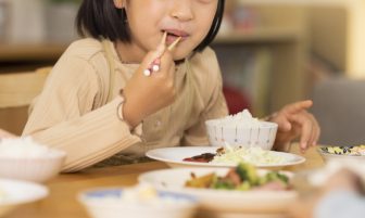 《3位漬物、2位青魚、1位は…》食事で偏差値が変わる！名医が指摘「難関中学合格者」が食べたもの…
