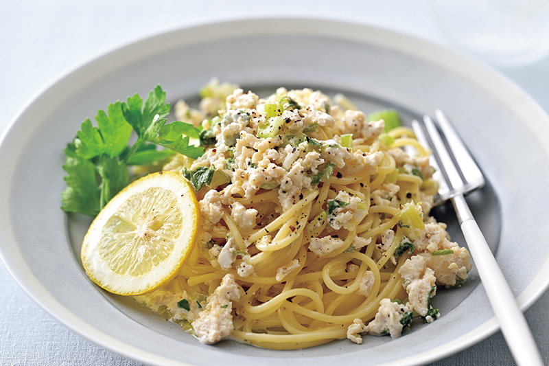 セロリ香るレモンクリームパスタ