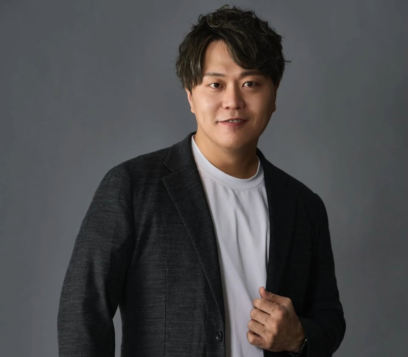 ものまねレパートリーの多さも「特性のおかげかも」とお笑いタレントのエハラマサヒロさんは語る（エハラのインスタグラムより）