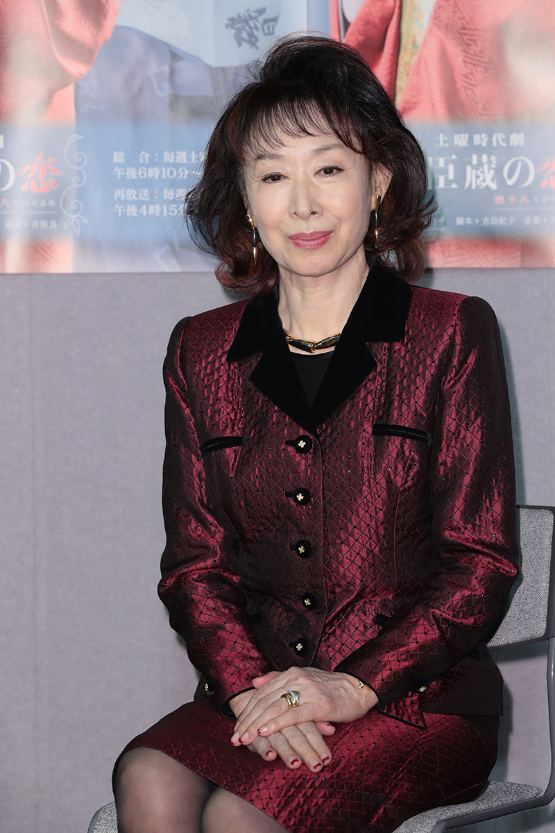 女優の三田佳子