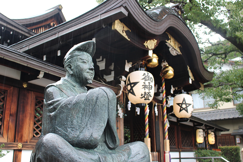 日本の占いは、弥生時代から現代まで続いている（写真／PIXTA）