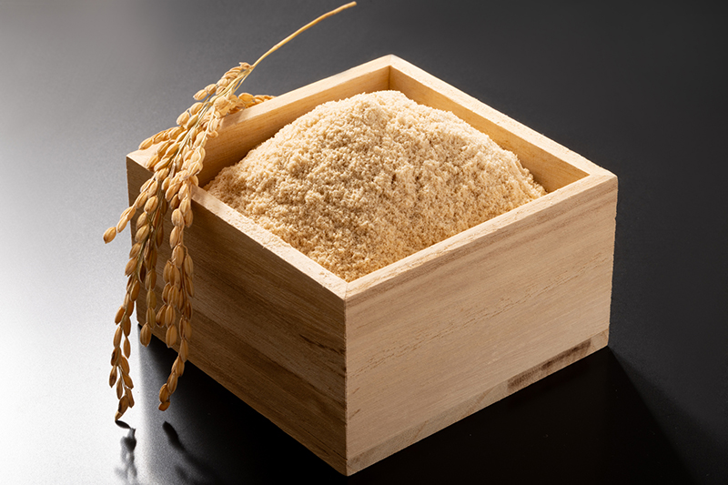 「酵素浴」で体の芯からデトックス（写真／PIXTA）
