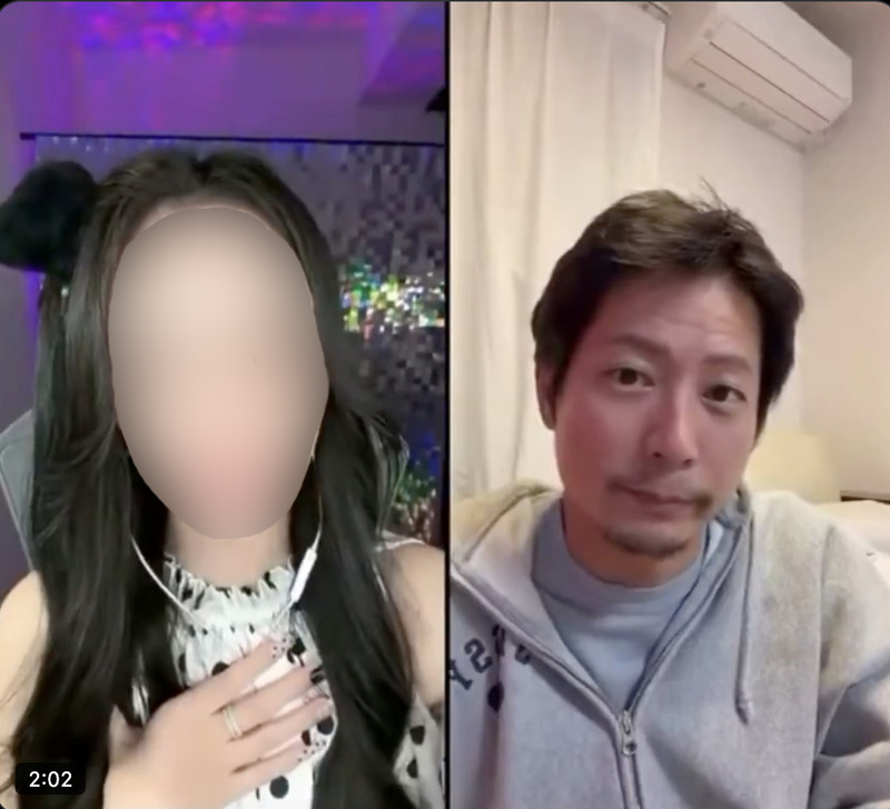 女性配信者とのバトル配信をする黒木（SNSより）
