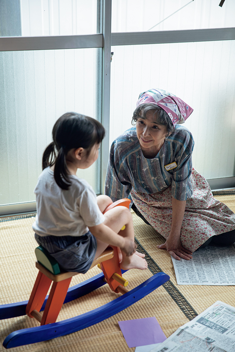 母から教わった「子供との距離感」（C）2026 FUJIKO Film Partners