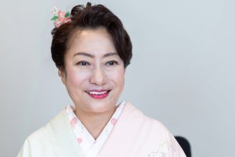 山村紅葉がミステリー作家デビュー告白　執筆時は“母の後押し”を実…