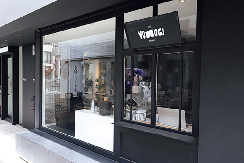 THE YOMOGI STAND