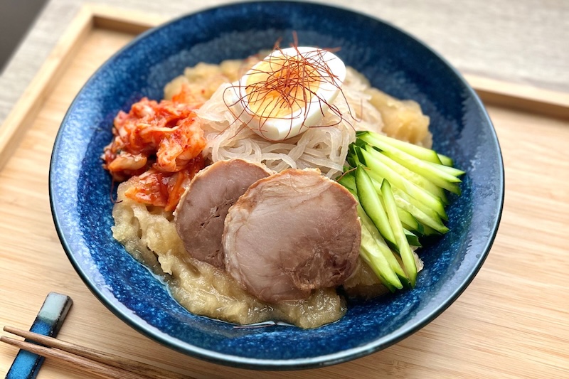 具材を盛り付けたあともこの通り。シャリっと食感が味わえました