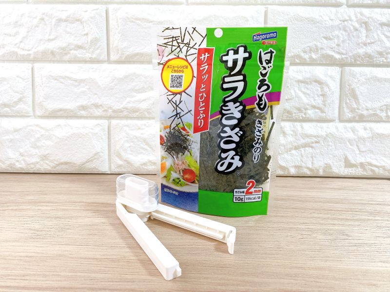 刻み海苔でも試してみましたが、ごまよりは出にくく、少し“振って出す”コツが必要でした