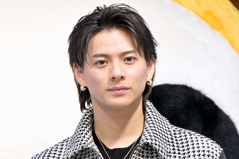 大阪でファンミーティングを行った平野紫耀（時事通信フォト）
