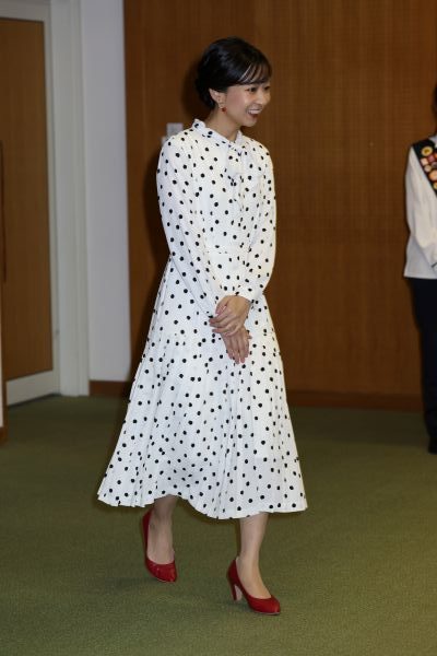 ワンピースでのお出ましが多い（2025年10月、写真／JMPA）
