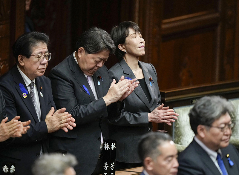 皇室典範改正案が衆院を通過し、感慨に浸る高市首相（2026年7月、東京・千代田区。写真／共同通信社）