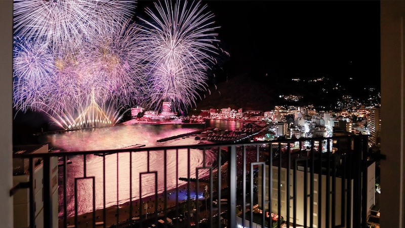 人気の熱海海上花火も目の前で！写真はノースタワー上層階からの眺め（画像提供：ラビスタ熱海テラス）