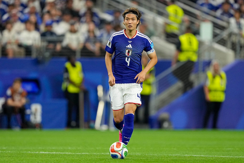W杯で主将を務めた板倉（写真／Getty Images）