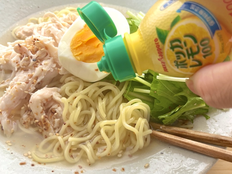 ふだんレモンを買わない我が家。輪切りレモンの代わりにレモン果汁を活用して酸味をプラスすることも。