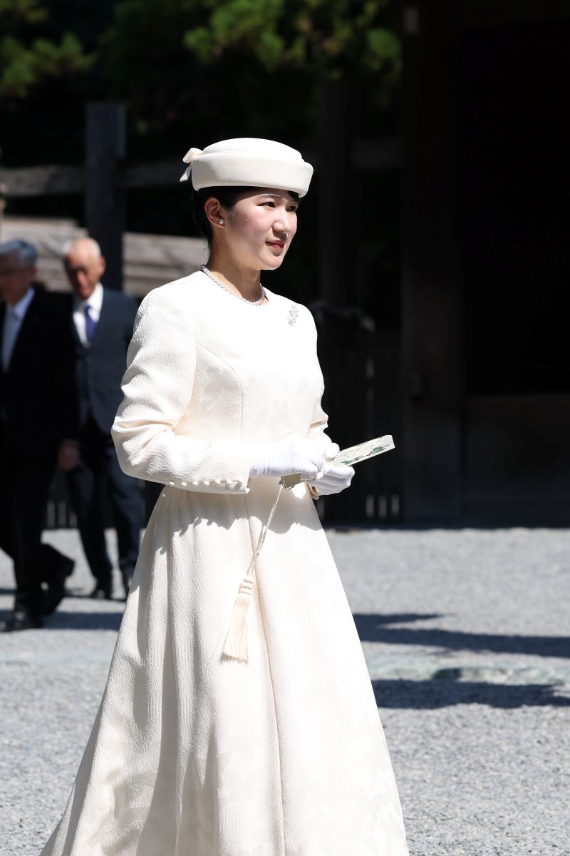 愛子さまが流れる汗を拭われる場面もあった。（2026年8月、写真／JMPA）