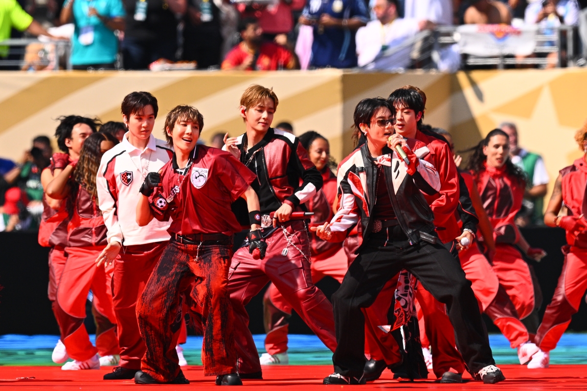 FIFAワールドカップでハーフタイムショーを沸かせたBTS(写真/時事通信フォト)