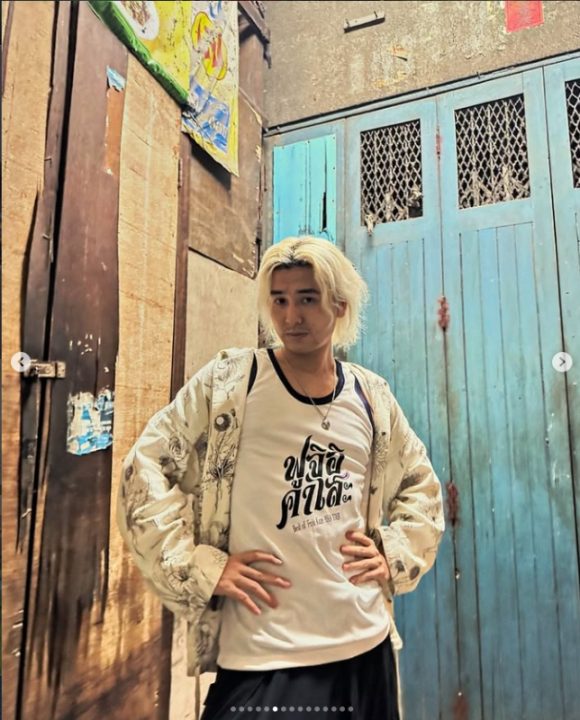 以前のタイ公演の際、ファンに「家族」と呼びかけた藤井(本人インスタグラムより)