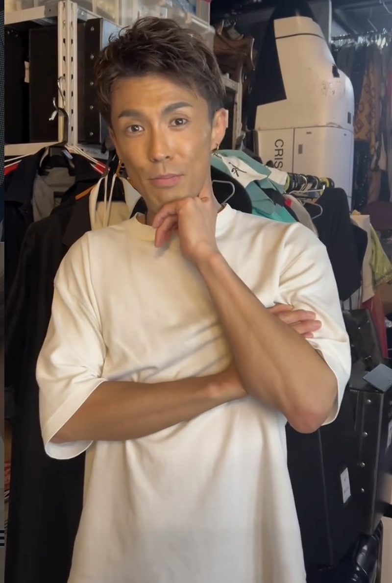 定期的に配信を行っていた（良太郎さんのインスタグラムより）