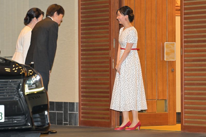 パラグアイに出発される秋篠宮ご夫妻をお見送り。（2026年8月、写真／JMPA）