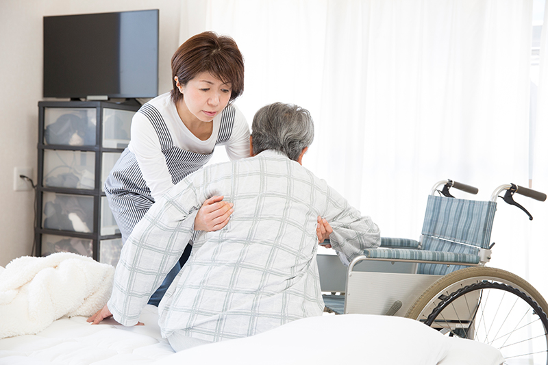 親の介護の新常識とは（写真／PIXTA）