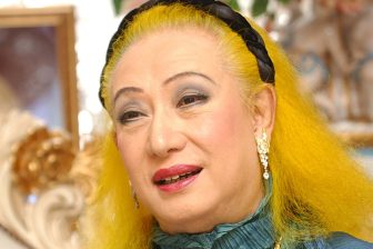美輪明宏さん「戒名に込められた意味」と10億円以上「巨額遺産の行方」　つきっきりで私生活をサ…