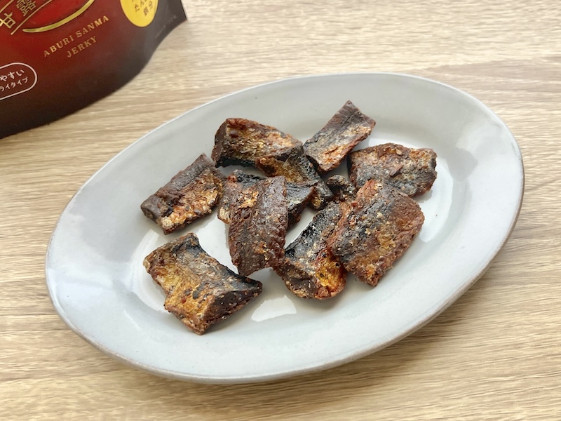 パッケージを開けた瞬間に、甘露煮の甘辛い香りが…！