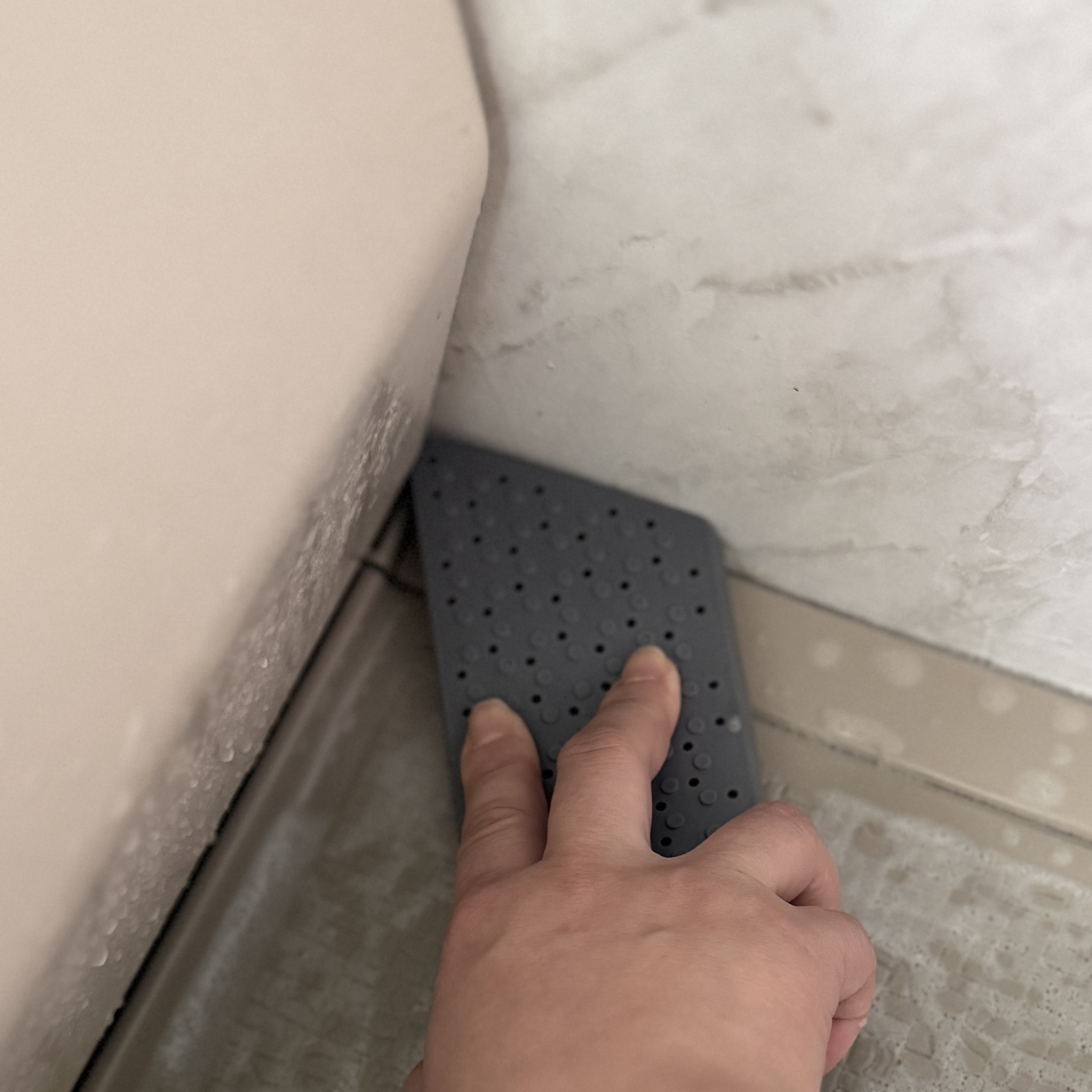 もちろん隅にもフィット！