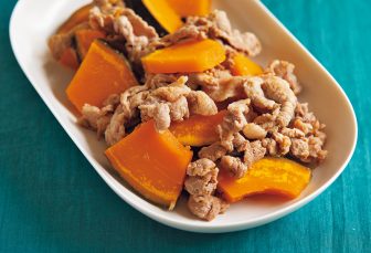 《1食材足すだけ！》シンプルなのに食べ飽きない「豚こまの満足おかず」5アレンジ