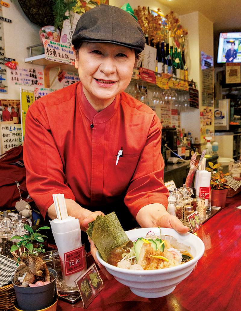 「山形の食材で健康になってほしい」と語る店主の菅原由紀子さん。